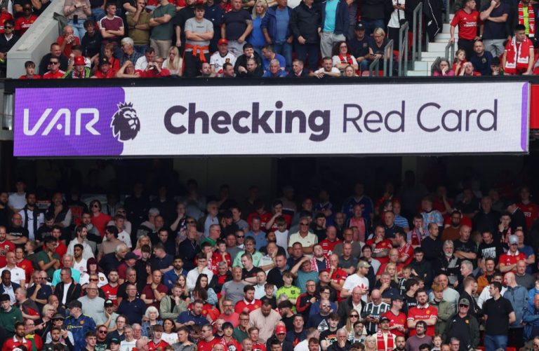 马奎尔回归助曼联逆袭，阿莫林战术调整显神效-开云体育